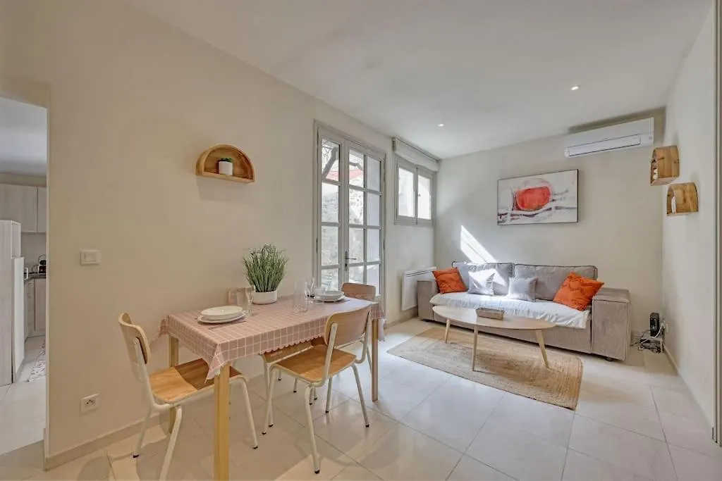 Toptip - Clim - Terrasse - Wi-Fi -Parking Gratuit En Souterrain Avignon France