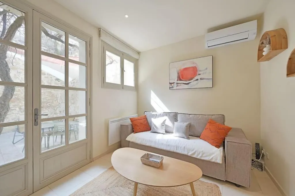 Toptip - Clim - Terrasse - Wi-Fi -Parking Gratuit En Souterrain Avignon Apartment