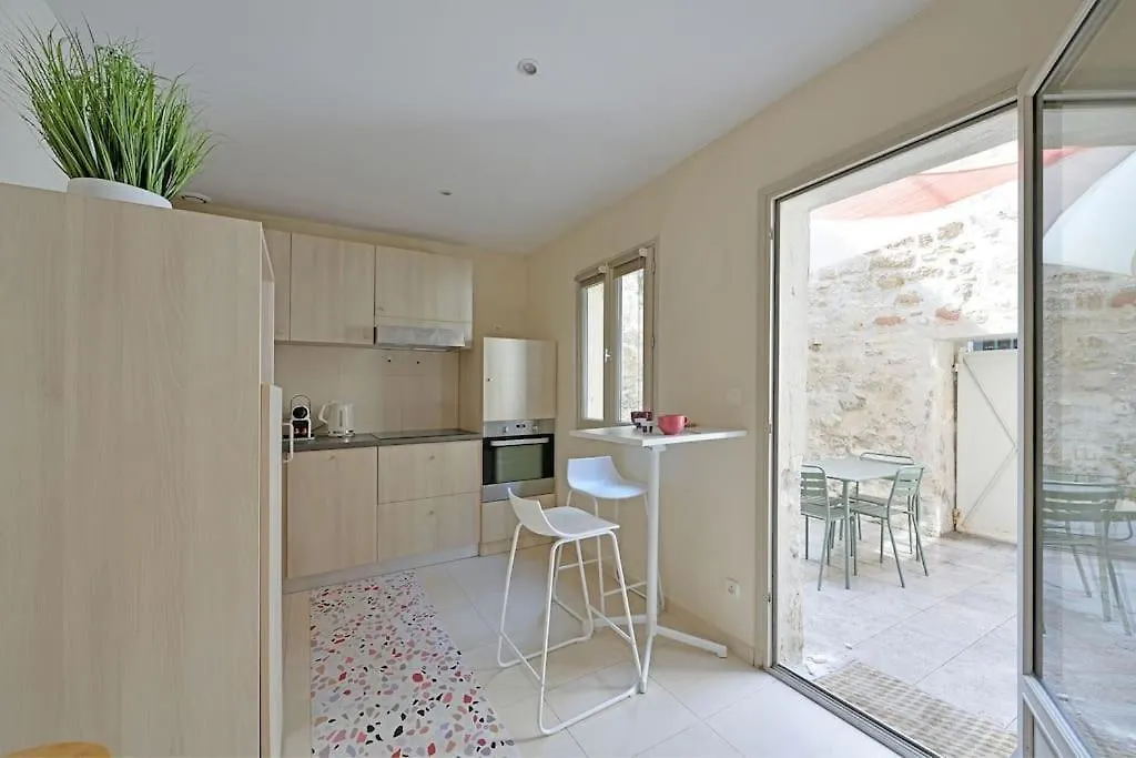 Daire Toptip - Clim - Terrasse - Wi-Fi -Parking Gratuit En Souterrain Avinyon Fransa